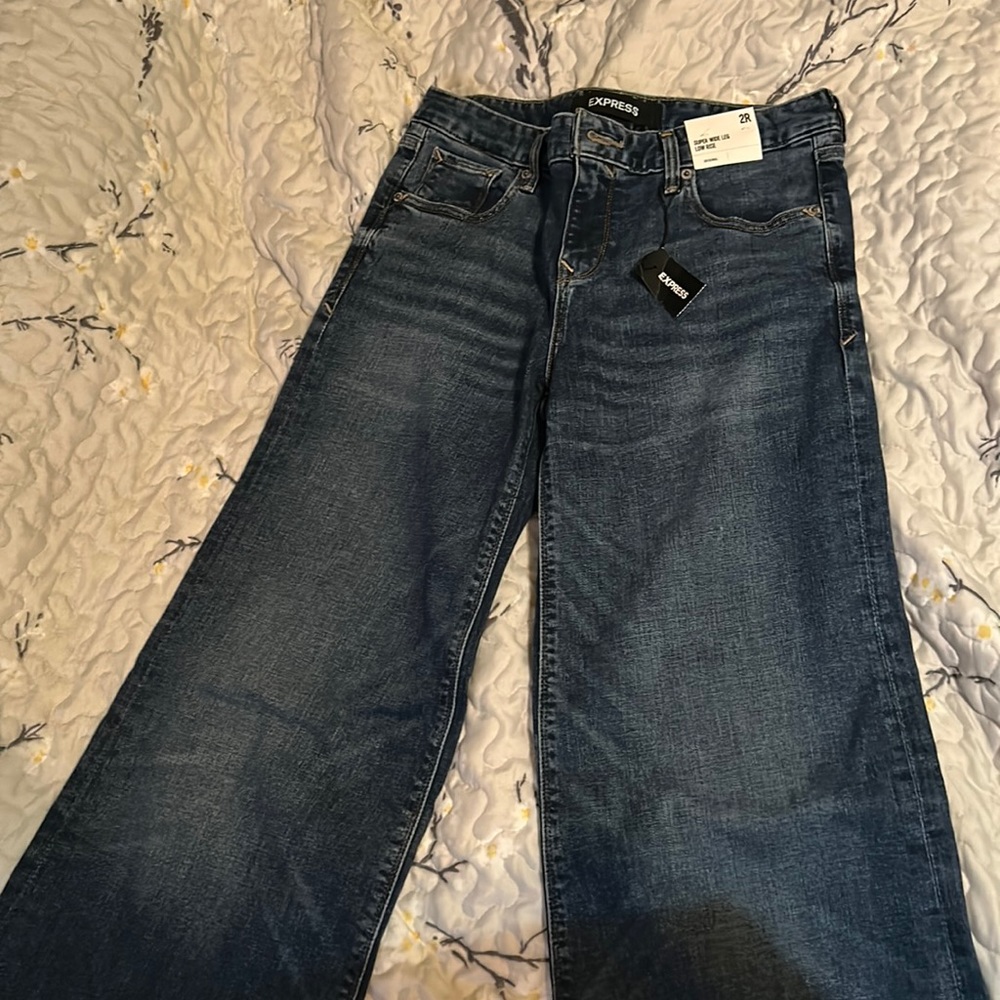 NWT Express super wide leg low rise jeans